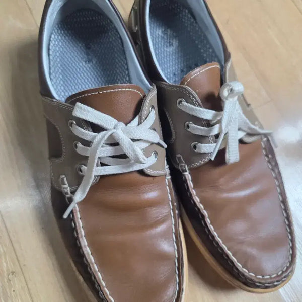 [BUNJANG] Brown Color Block Boat Shoes / 브라운 배색 보트슈즈
