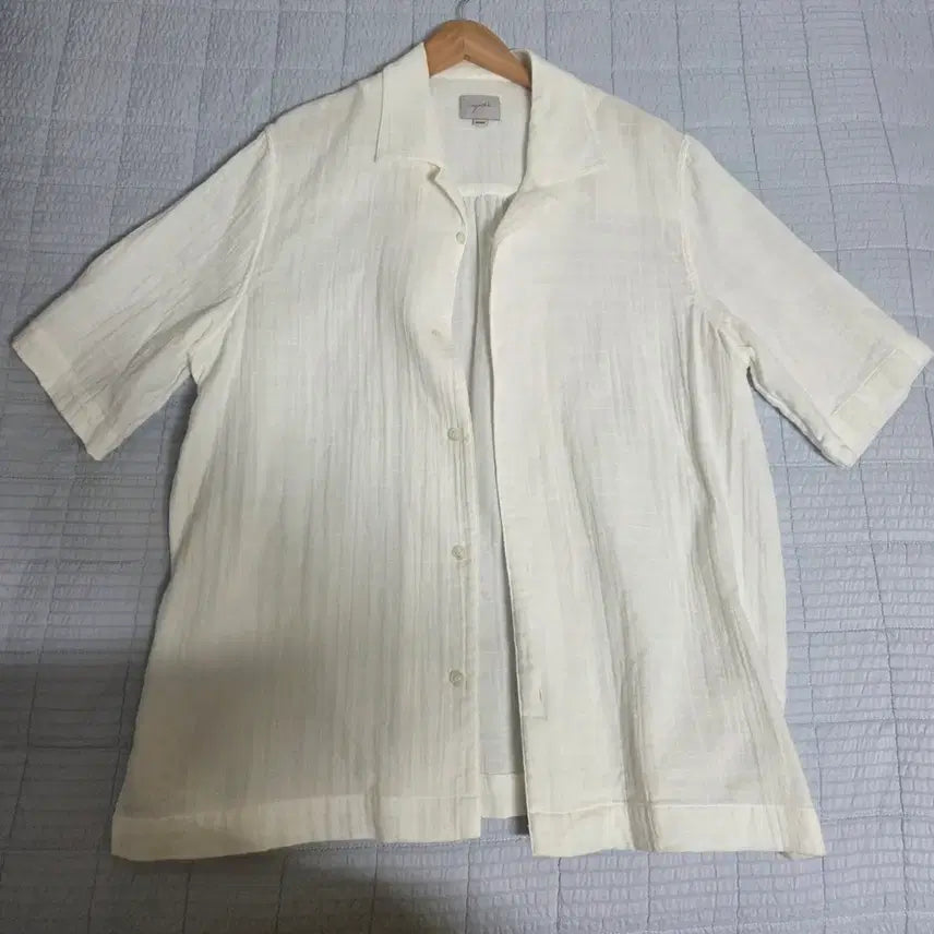 [BUNJANG] YOUS Open Collar Shirt M Size / 유스 오픈 카라 셔츠 m 사이즈 moon