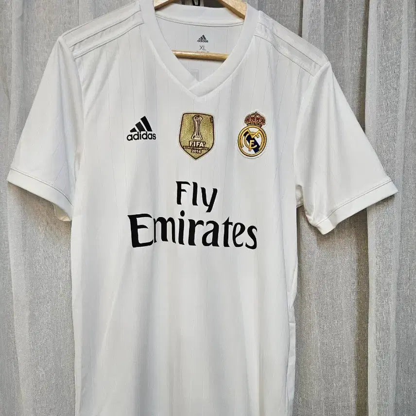 [BUNJANG] Adidas Real Madrid Sergio Ramos XL FIFA Club World Cup Champions Jersey / 아디다스 레알마드리드 세르히오 라모스 XL