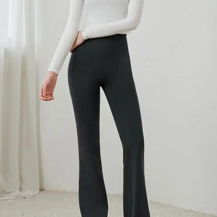 [BUNJANG] Skullpig Soft Perfect Fit Bootcut Pants Dark Charcoal XL / (미착용새제품)스컬피그 소프트 퍼펙트핏 부츠컷 팬츠 다크차콜 XL기본