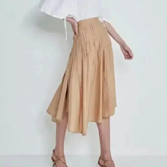 [BUNJANG] System Beige Pleated Skirt / 한섬 시스템 스커트