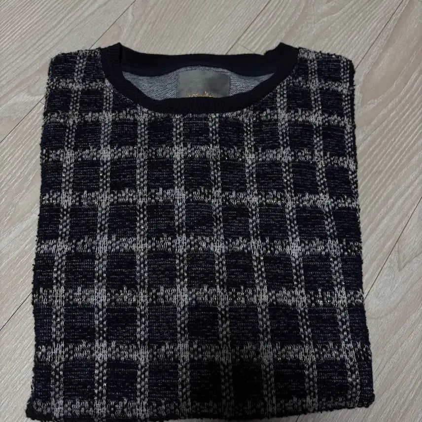 [BUNJANG] Volante Chad Malon Tweed Short Sleeve T-Shirt Size 2 / 볼란테 차드말론 트위드 반팔 2사이즈