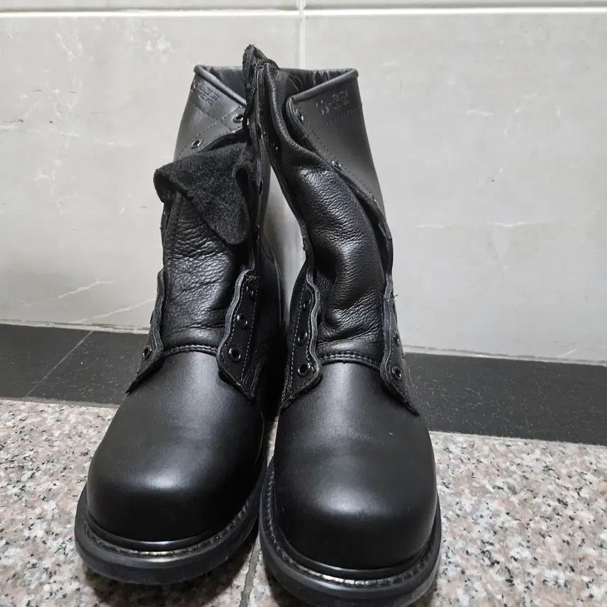 [BUNJANG] 255mm Military Boots / 군화, 전투화, 워커 255사이즈 새제품 팝니다.