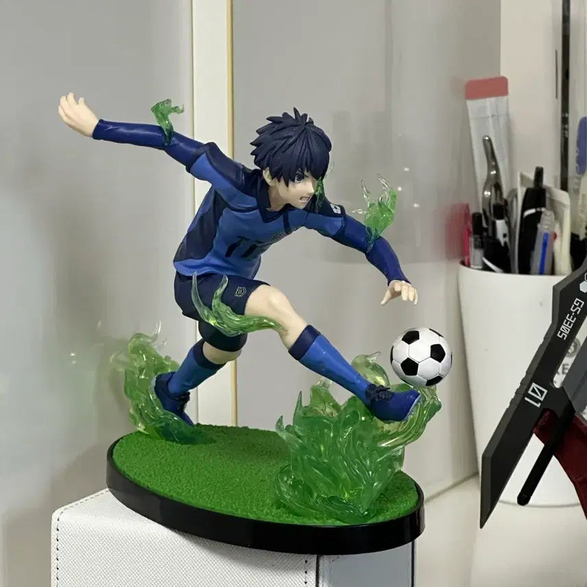 [BUNJANG] Blue Lock Ichiban Kuji Yoichi Isagi Prize A Figure (Box Included) / 급처 제일복권 존재의 증명 블루 록 이사기 요이치 A상 피규어 (박스 O)