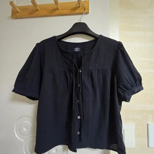 [BUNJANG] Tilber Sage York Blouse / 틸버 세이지 요크 블라우스