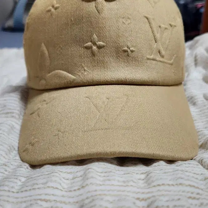 [BUNJANG] Louis Vuitton Embossed Pattern Cap Hat / 루이비통 모자 팝니다