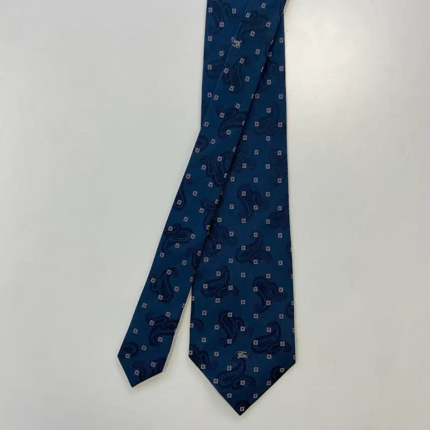 [BUNJANG] Burberrys Paisley Silk Necktie / 버버리 심플로고 정품 명품 페이즐리 넥타이 (Burberrys)