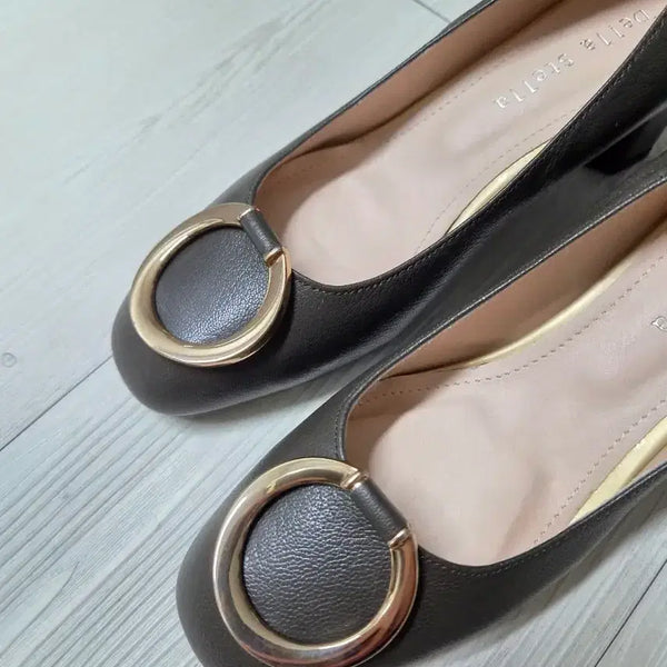 [BUNJANG] Dark Khaki Simple Design Dress Shoes - Size 250 / 구두/250 /새상품