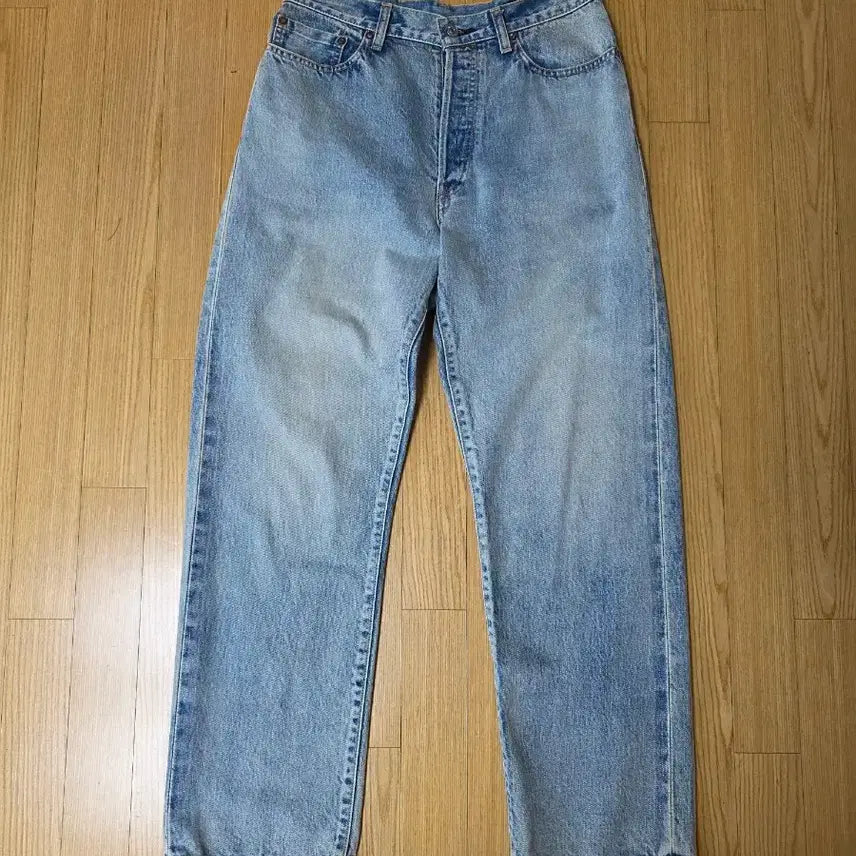 [BUNJANG] Auberge Malone Bleach Denim Pants Size 32 / 오베르쥬 말론 블리치 데님 팬츠 32 사이즈