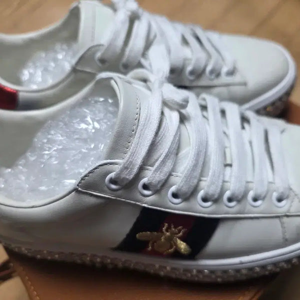[BUNJANG] Gucci Bee Embroidered White Sneakers / 38.240구찌 스니커즈 꿀벌 자수 흰색