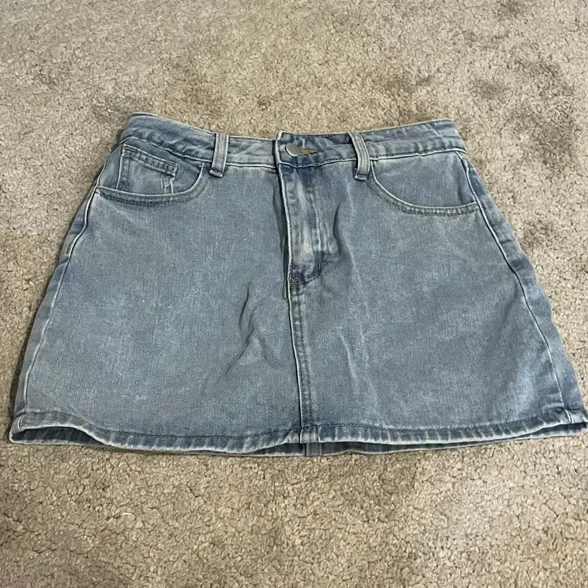 [BUNJANG] Light Wash Denim Mini Skirt / 데님 청치마 스커트 연청 미니스커트