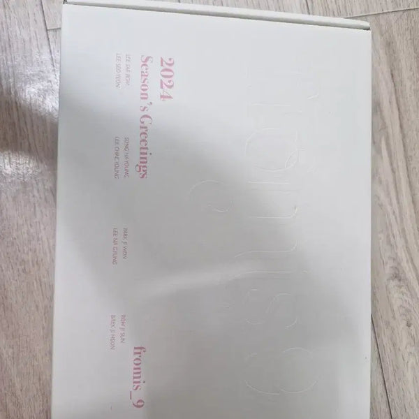 [BUNJANG] fromis_9 2024 Season's Greetings / 프로미스나인 2024 시즌 그리팅
