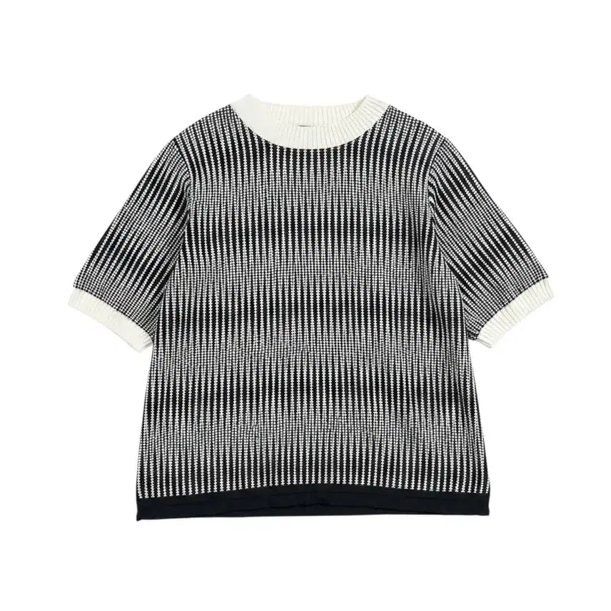 [BUNJANG] Frelin Geometric Pattern Short Sleeve Blouse (Vintage) / 여성85/ 프렐린 기하학무늬 반팔 블라우스 빈티지킹