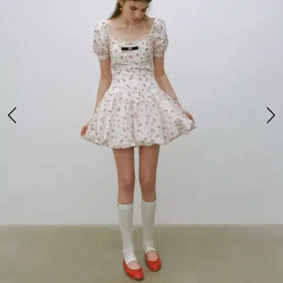 [BUNJANG] CINCIN DEN POP Flower Balloon Mini Dress S / 신스덴 팝 플라워 벌룬 미니 원피스 S