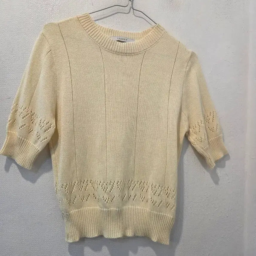 [BUNJANG] ISABEY Cream Short Sleeve Knit Top / ISABEY 크림색 반팔 니트 가56