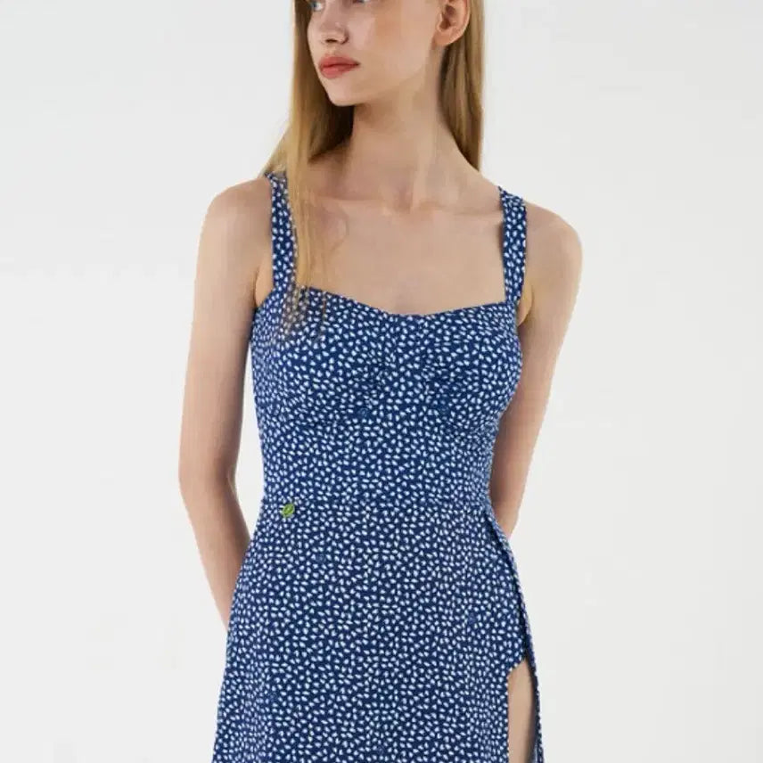 [BUNJANG] Coralique Flower Shirring Monokini L / 코랄리크 플라워 셔링 모노키니 L