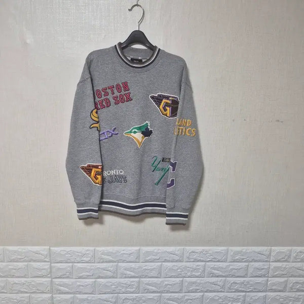 [BUNJANG] MLB Patch Sweatshirt - Grey / MLB 패치 맨투맨 그레이