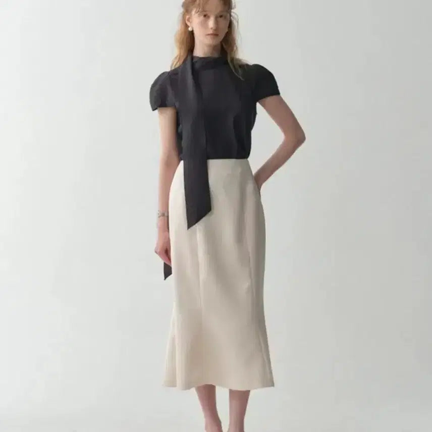 [BUNJANG] Floum Satin Silky Mermaid Skirt Peach Cream S / 플로움 새틴 실키 머메이드 스커트 피치크림 s