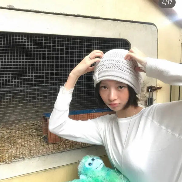 [BUNJANG] HUGYOURSKIN IVE Rei Beanie / 허그유어스킨 아이브 레이 비니 판매(새상품)