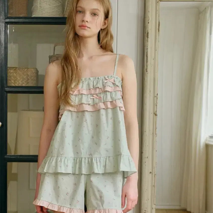 [BUNJANG] Ullala Lucie Sleeveless Two-Piece Set Mint / [새상품] 울랄라 루시에 나시 투피스 민트