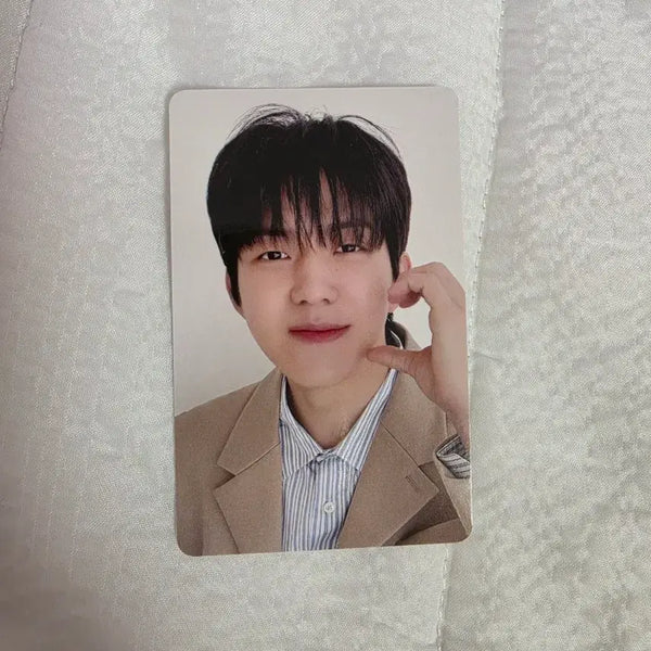 [BUNJANG] DAY6 Dowoon The Decade Japan Concert Photocard / 도운 더 데케이드 일본콘 포카 데이식스
