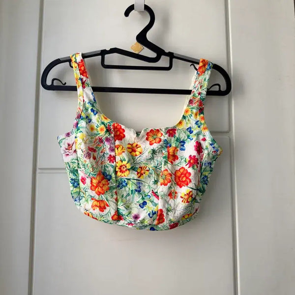 [BUNJANG] Floral Crop Tank Top / 플라워 크롭 나시 탑