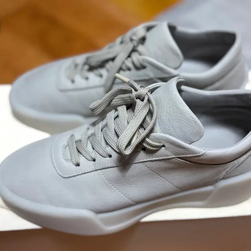 [BUNJANG] Fear of God 25SS Aerobic Sneakers Size 42 / 피어오브갓 25ss 에어로빅 스니커즈 42사이즈