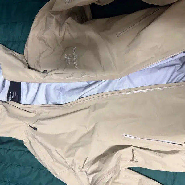 [BUNJANG] Arc'teryx Beta LT Smoke Bluff Men's Size M Jacket / 아크테릭스 베타 LT 스모크블러프
