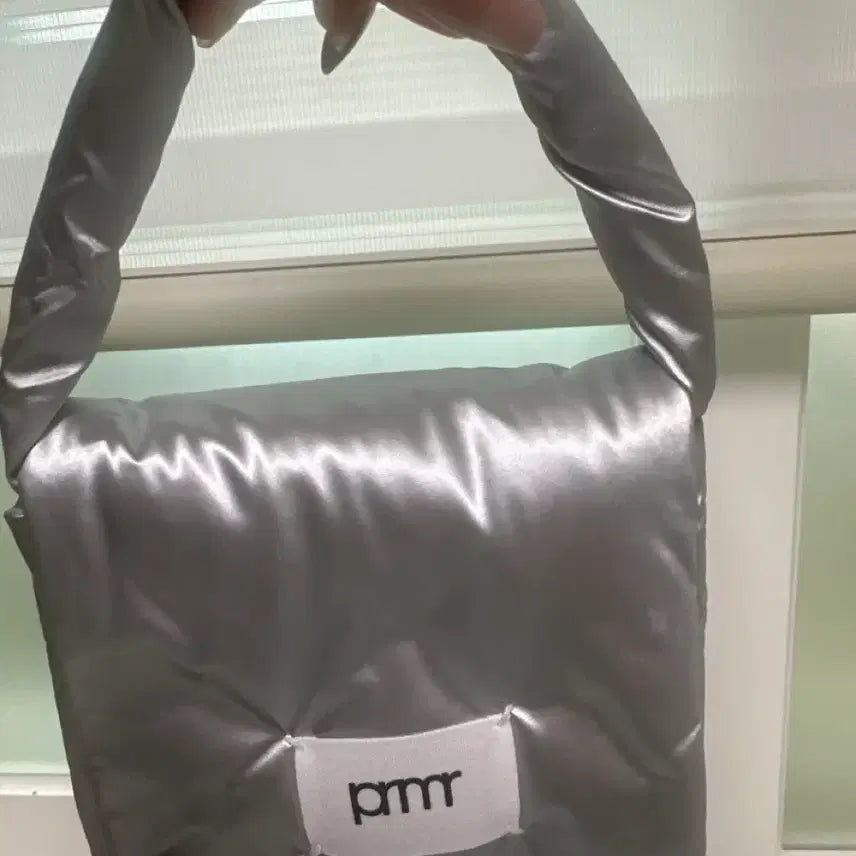[BUNJANG] Primera Pouch Silver / 프리메라 파우치 실버