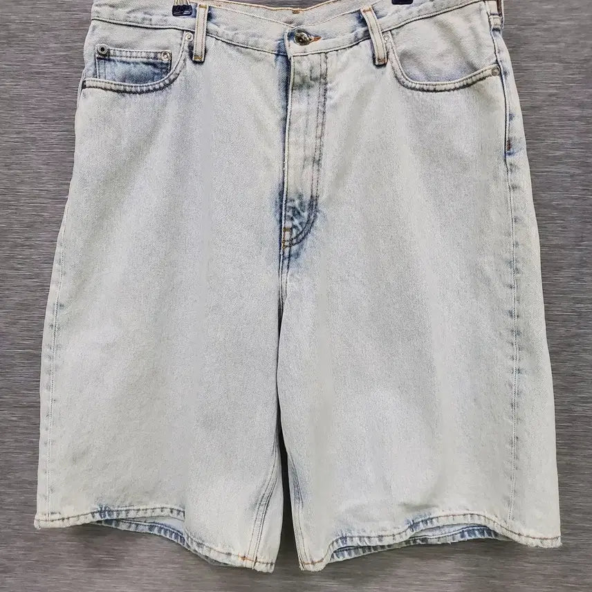 [BUNJANG] Off-White Shorts / [정품] Off - white 오프화이트 반바지 33