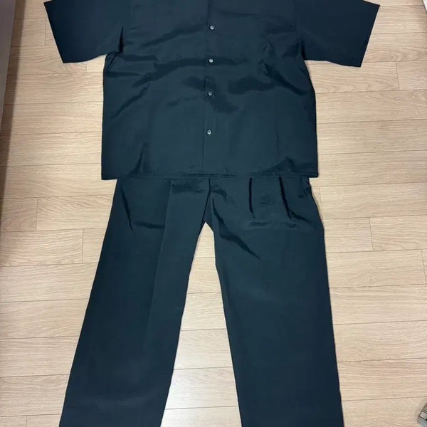 [BUNJANG] Essential by EQL Open Collar Short Sleeve Shirt & Wide Fit Pants Set / (L) EQL 오픈칼라 반팔셔츠 , 와이드 핏 팬츠
