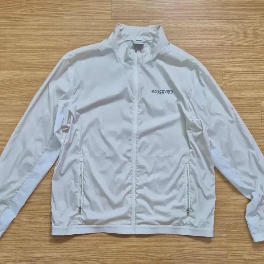 [BUNJANG] Discovery Lightweight Windbreaker Jacket 110 / 디스커버리 경량 바람막이 자켓 110