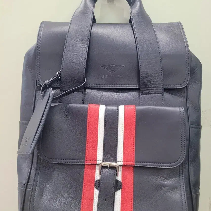 [BUNJANG] Bentley Motors Limited Edition Premium Leather Backpack Navy / 벤틀리 모터스 한정판 프리미엄 레더 백팩 / 네이비