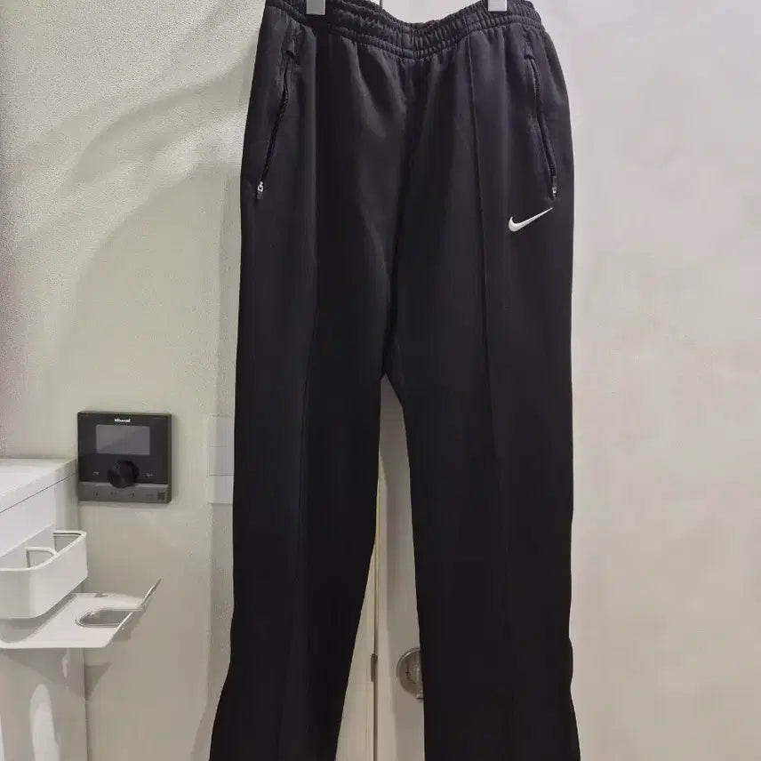 [BUNJANG] Nike Training Pants Black / 나이키 트레이닝 바지 블랙