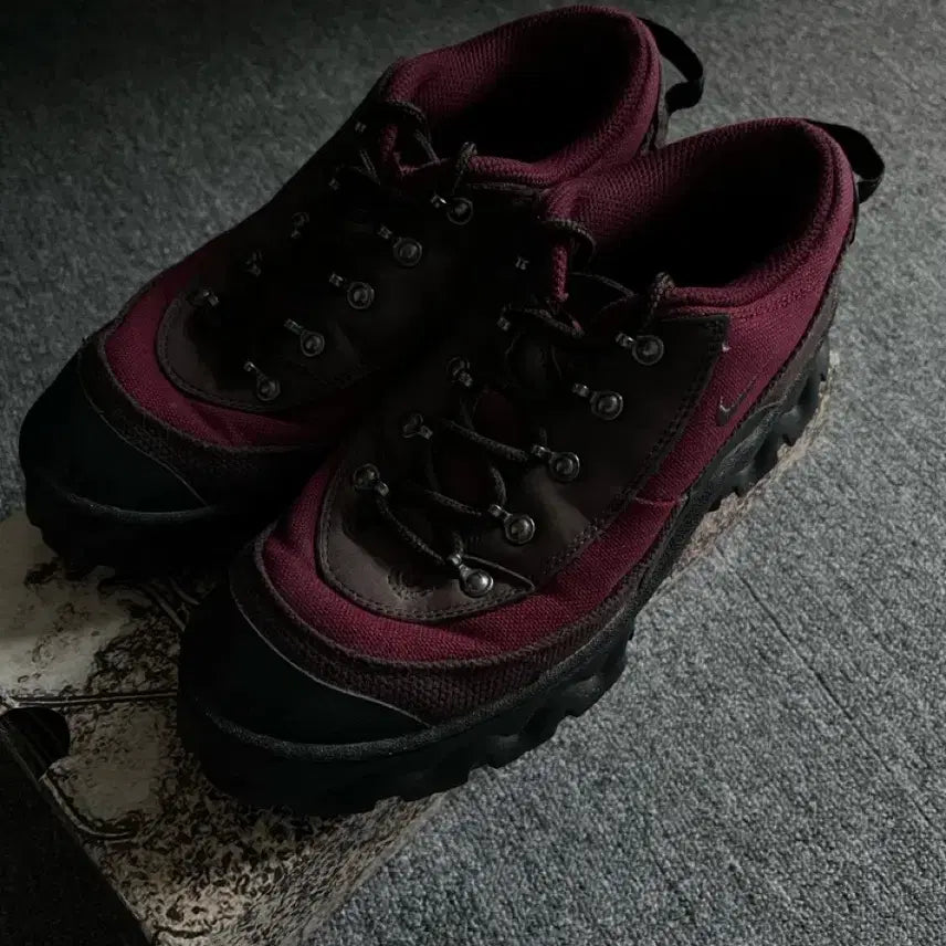 [BUNJANG] Nike Lahar Low Canvas Dark Beetroot / (W) 나이키 라하르 로우 캔버스 다크 비트룻(270)