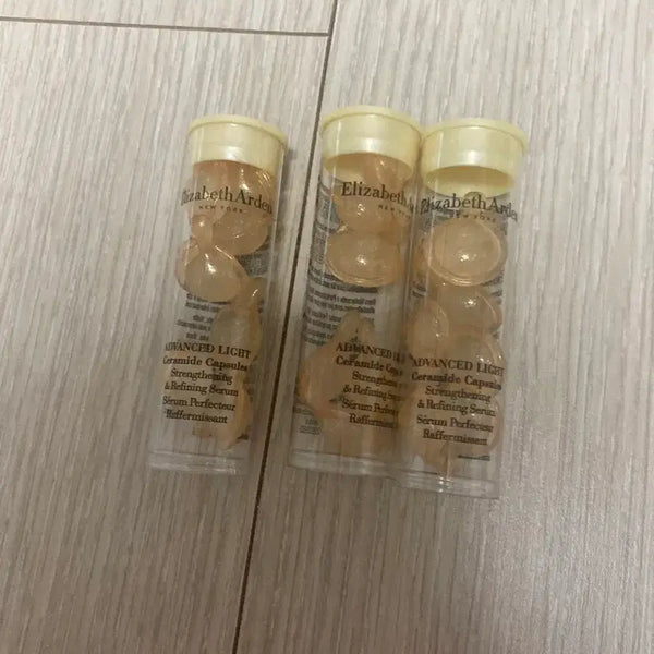 [BUNJANG] Elizabeth Arden Ceramide Capsules Radiance Renewal Serum (21 count) / 엘리자베스아덴 라이트 세라마이드 캡슐 세럼 21개