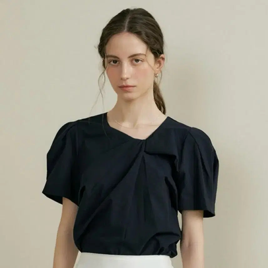 [BUNJANG] Ourcos Neck Twisted Puff Blouse Navy / 아워코모스 comos 836 neck twisted puff blouse