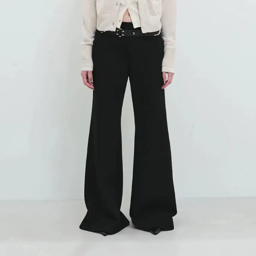[BUNJANG] Yoonse Wide Flare Pants / 윤세 와이드 플레어 팬츠