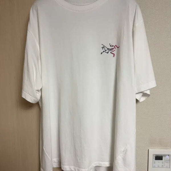 [BUNJANG] Arc'teryx Crag Logo T-Shirt White Multi / 아크테릭스 크래그 시조새 로고 반팔티 화이트 멀티