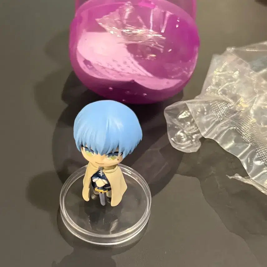 [BUNJANG] Frieren: Beyond Journey's End Himmel Rich Figure / 장송의 프리렌 피규어 리치 가챠 힘멜