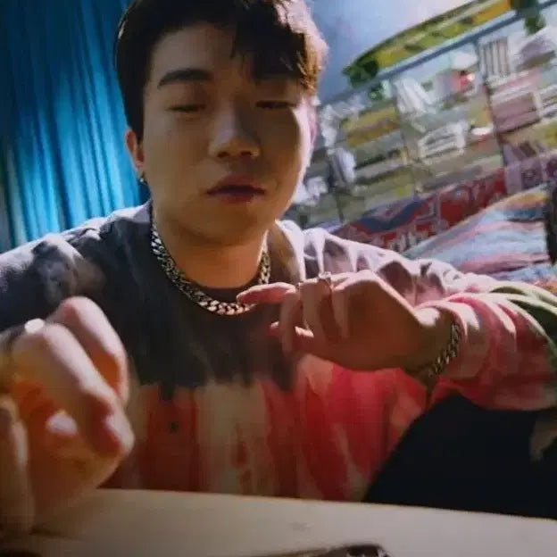 [BUNJANG] Massnoun Sweatshirt L / 매스노운 맨투맨 L