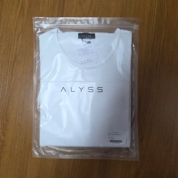 [BUNJANG] Alice Fluid U-Neck Crop Half T-shirt White L / 알리스 플루이드 U넥 크롭 하프 티셔츠 흰색L (새상품)