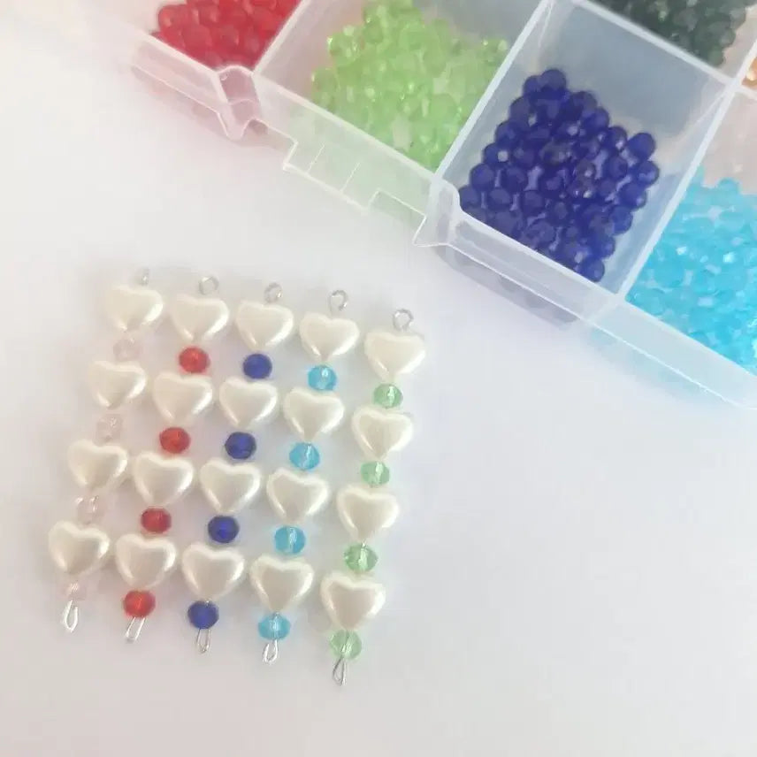 [BUNJANG] Pearl Heart Cubic Bead Keychain Handmade / 진주 하트 비즈 키링