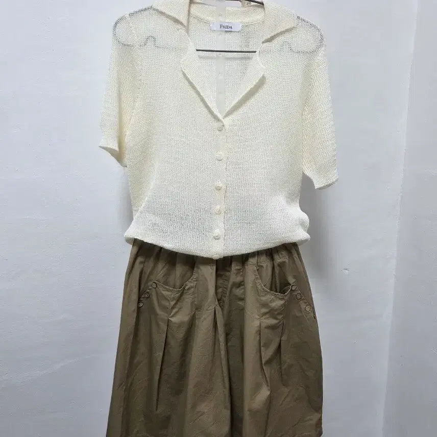 [BUNJANG] FRIDA Mock Neck Cardigan Knit / FRIDA  카라넥 가디건니트