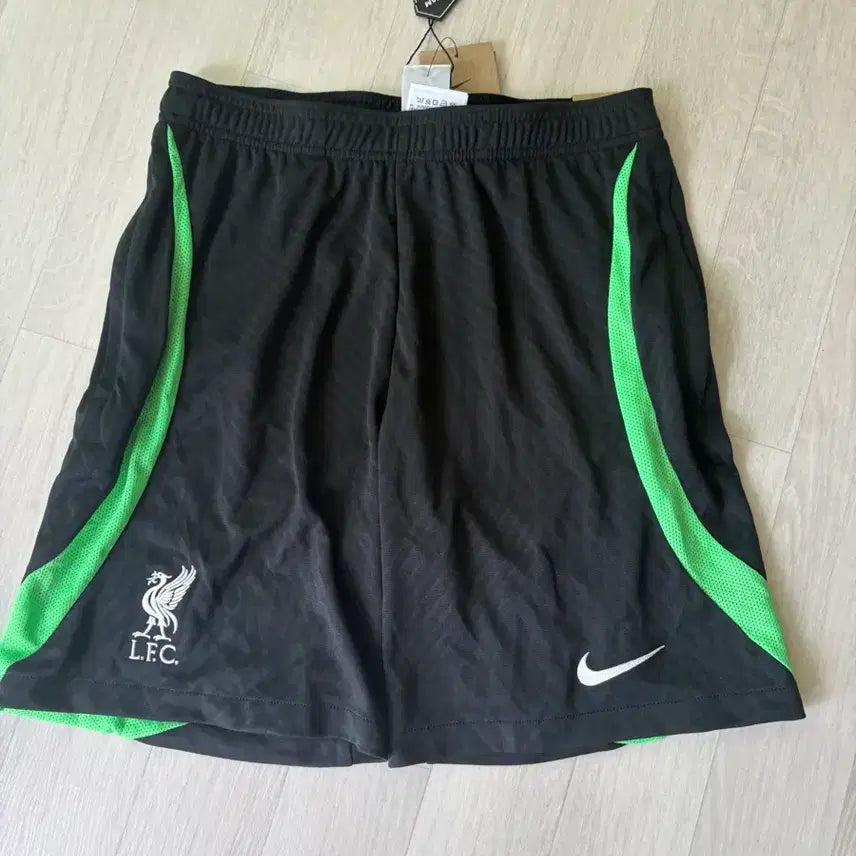 [BUNJANG] Nike Liverpool F.C. Dri-FIT Knit Football Shorts Black / 나이키 리버풀 F.C. 드라이핏 니트 풋볼 쇼츠 블랙