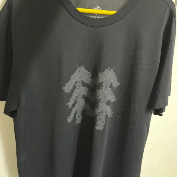 [BUNJANG] Kolon Sport Cool Black Short Sleeve T-Shirt Size 100 / 코오롱스포츠 시원한 블랙 반팔티