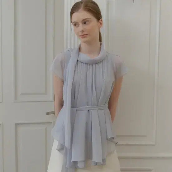 [BUNJANG] Fromment Rosary Chiffon Shirring Blouse Sky Blue / 프롬데이먼트 로사 쉬폰 셔링 블라우스 소라