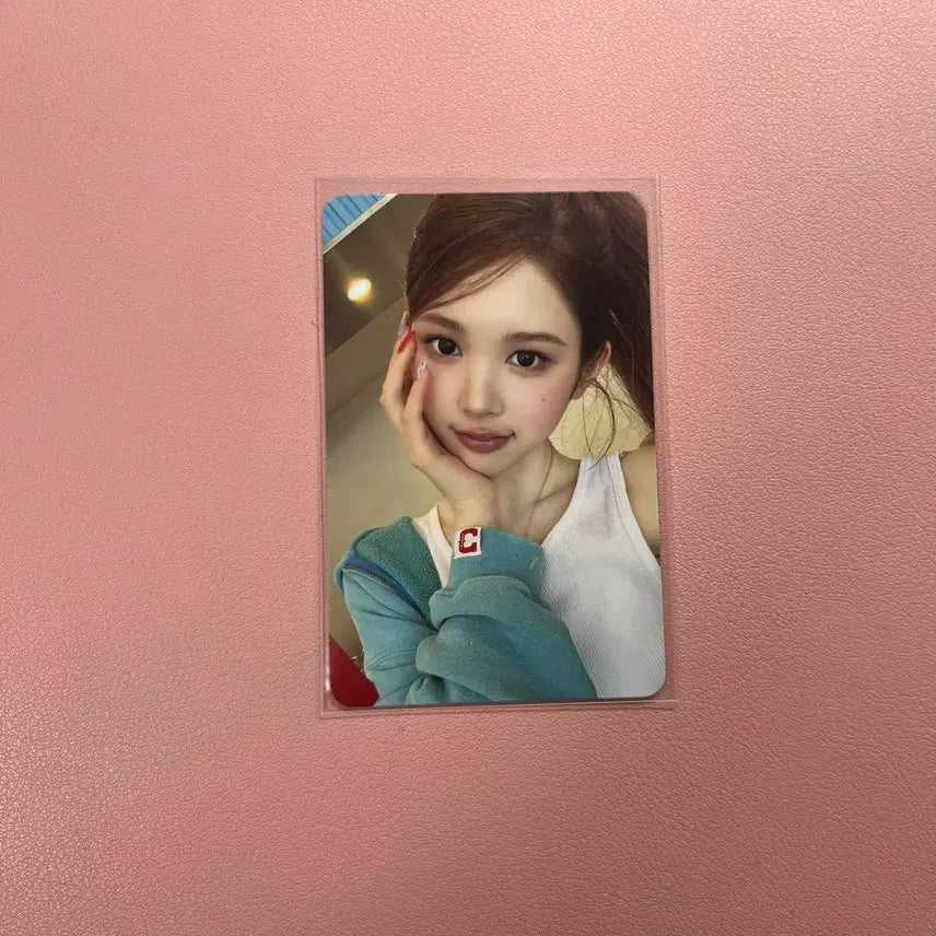 [BUNJANG] Hats to Hearts Lemon Tang Sun Version Eina Photocard / 하츠투하츠 레몬탱 sun 버전 에이나 포카