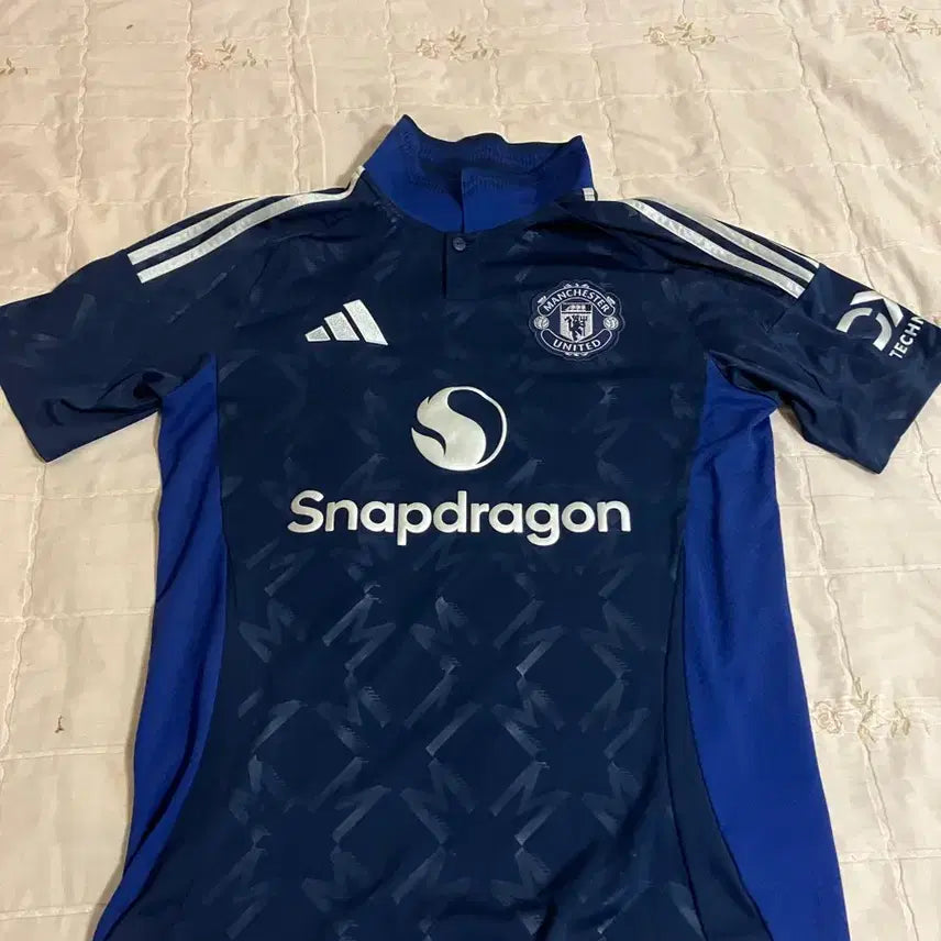 [BUNJANG] Adidas Manchester United 24/25 Away Jersey / 아디다스 맨체스터 유나이티드 2425 어웨이 유니폼