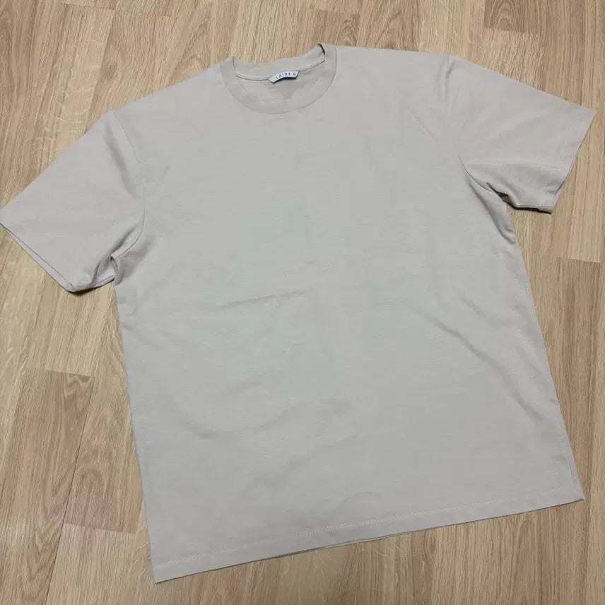 [BUNJANG] LAINE Beige Short Sleeve T-Shirt L / LAINE 레인 반팔 베이지 L 한번도안입음